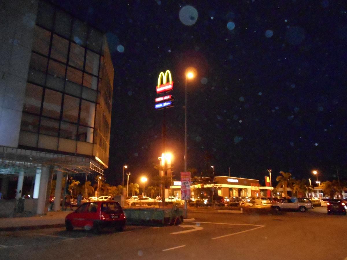 Hotel 126 Sepang Luaran gambar