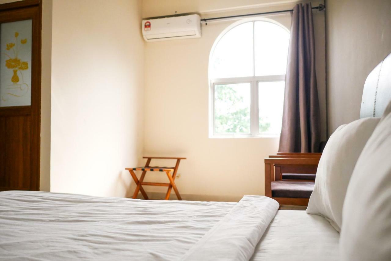 Hotel 126 Sepang Luaran gambar