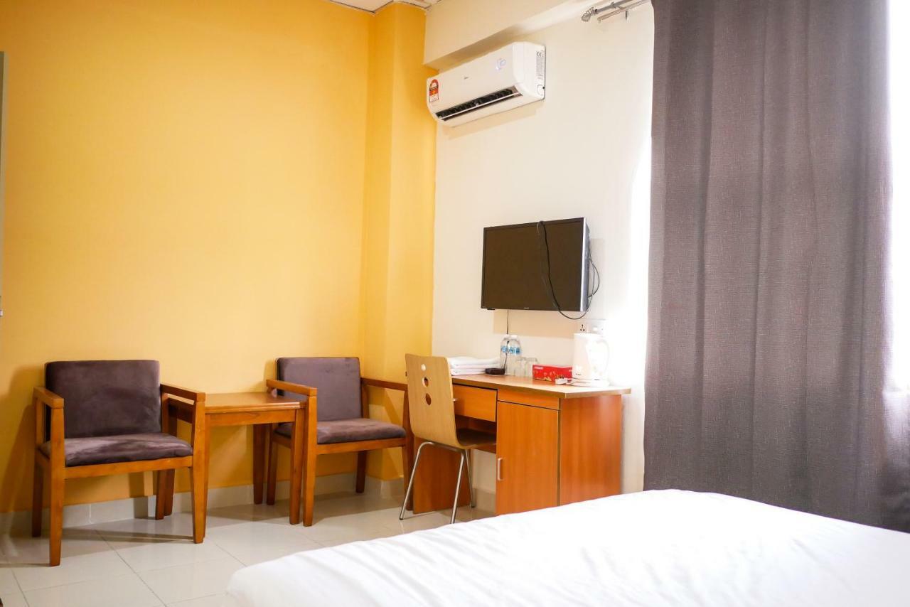 Hotel 126 Sepang Luaran gambar